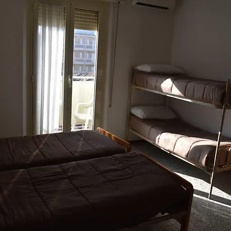 Astor Hotel 2*
